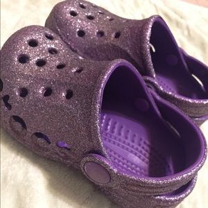 Purple toddler crocs!